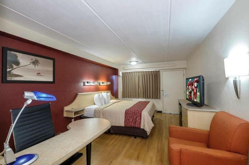 Red Roof Inn Tallahassee - University Zewnętrze zdjęcie